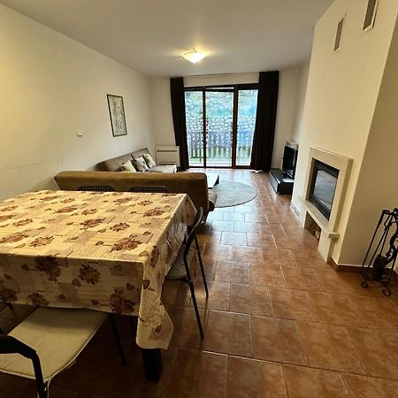 Private Apartment In Prespa Бансько Екстер'єр фото